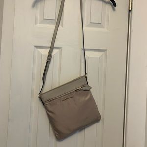 Tan Michael Kors Messenger Bag